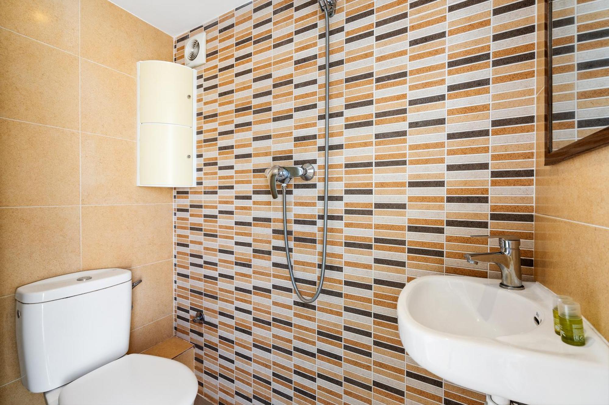 Fridays Flats Bright & Breezy Apartment Barcelona Exterior photo